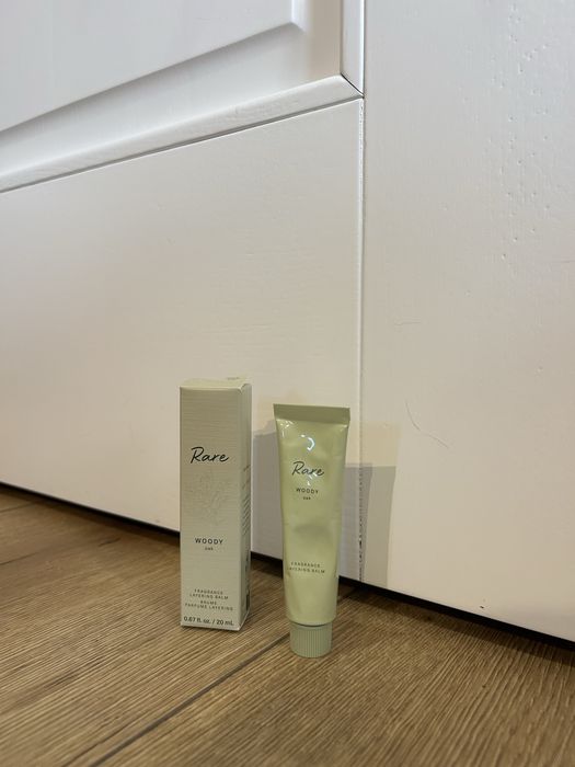 Rare Beauty Fragrance Layering Balm Woody