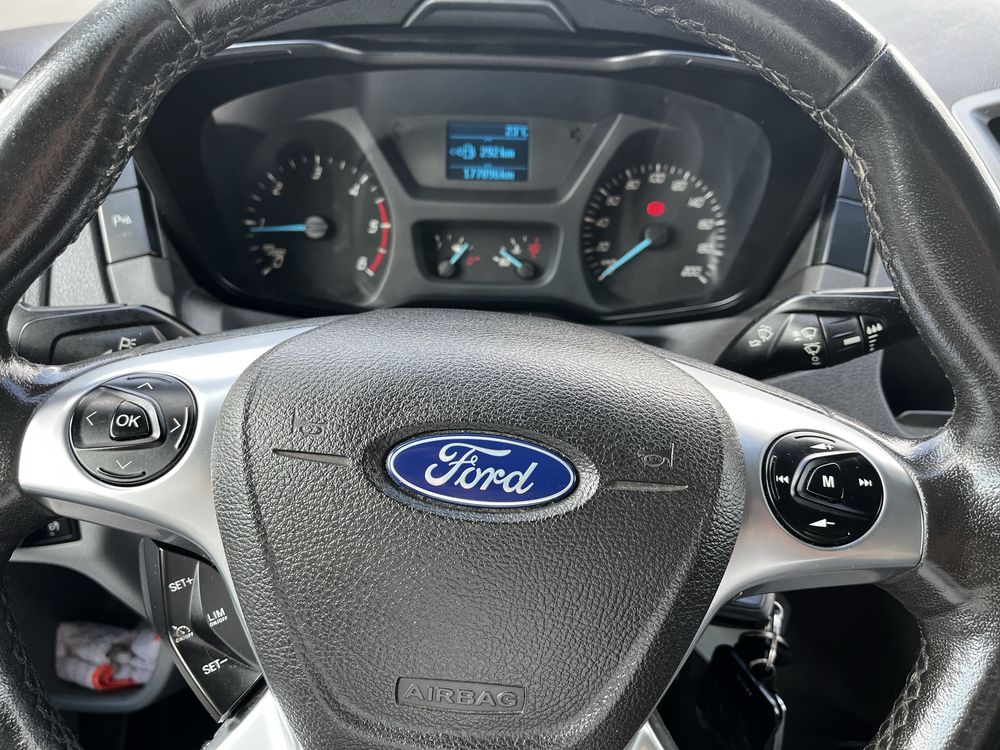 Ford Transit 10. 2017r 131 Ps L3H2