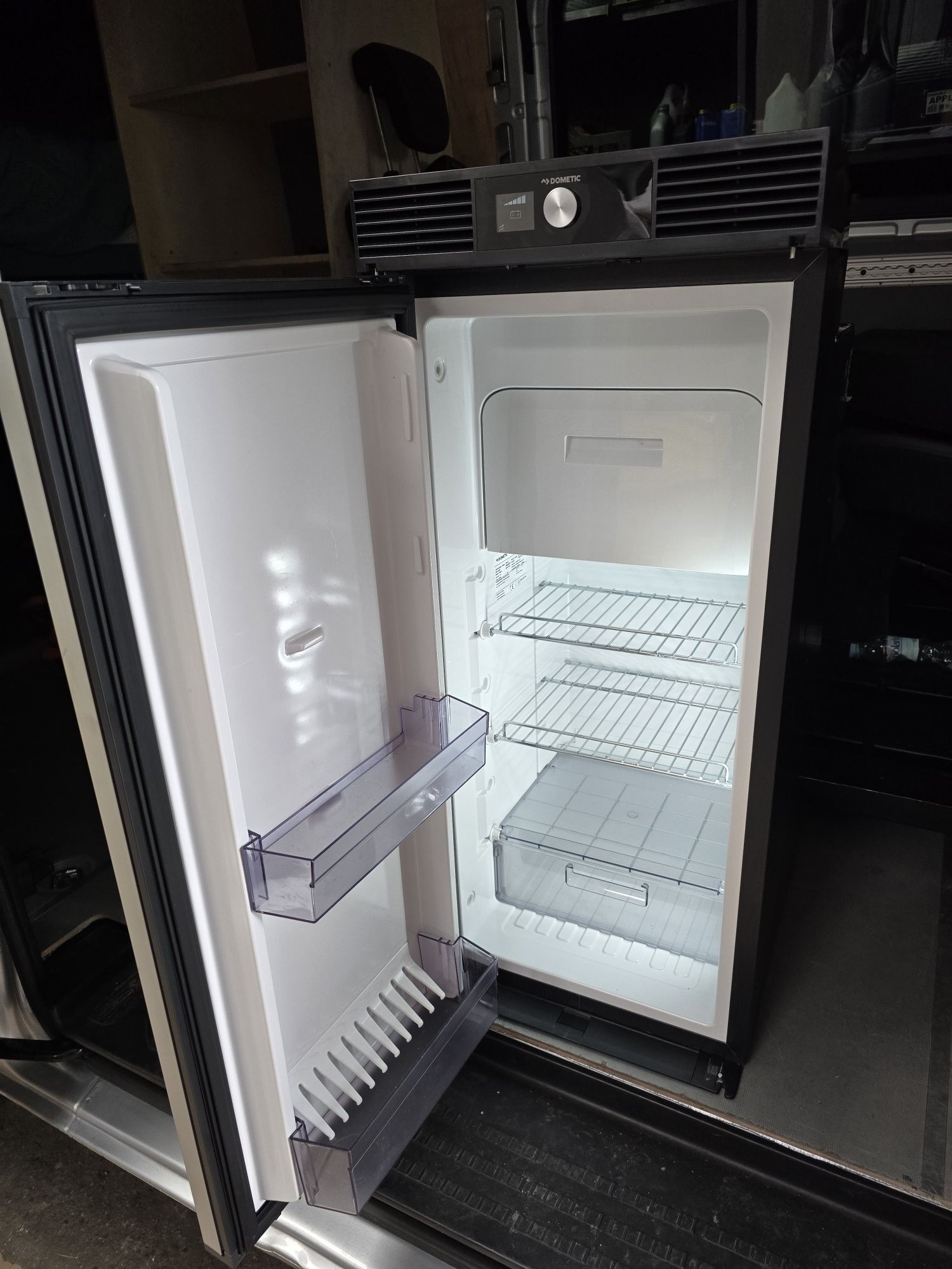 lodowka dometic  RC 10.4t 90litrow
