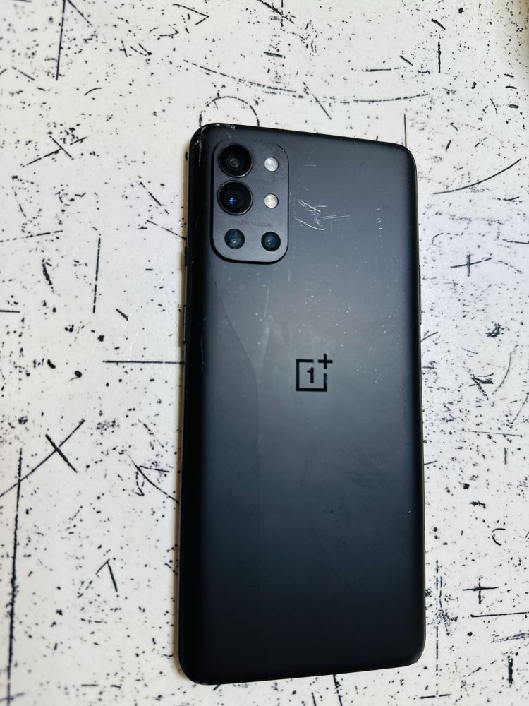 Смартфон OnePlus 9R 8/256GB Carbon Black