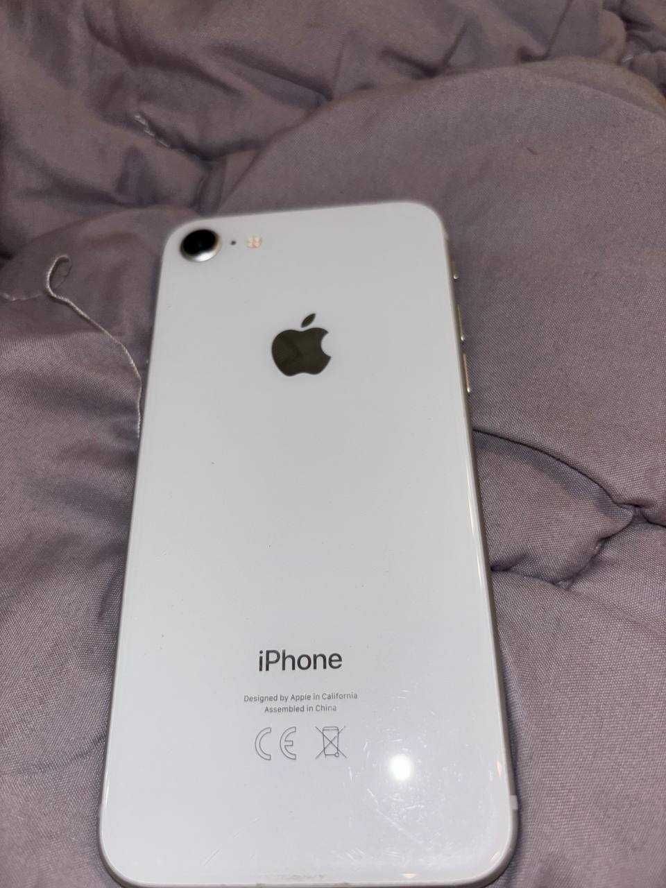 iPhone 8 64gb  аккумулятор 89 процентов
