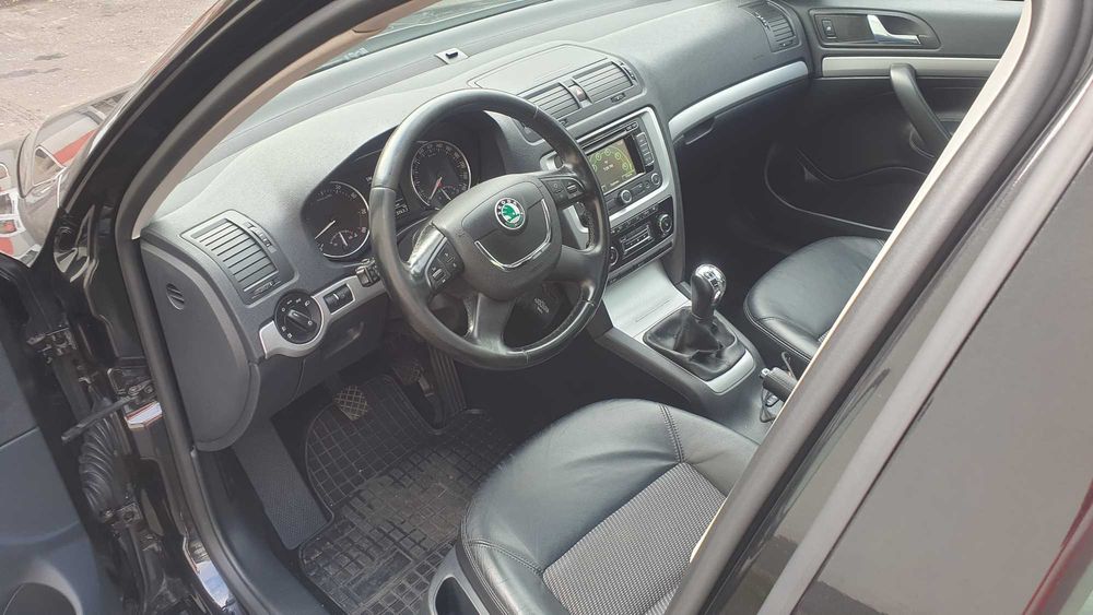 Skoda Octavia 2 Bogate wyposażenie 2010r 1.4 tsi