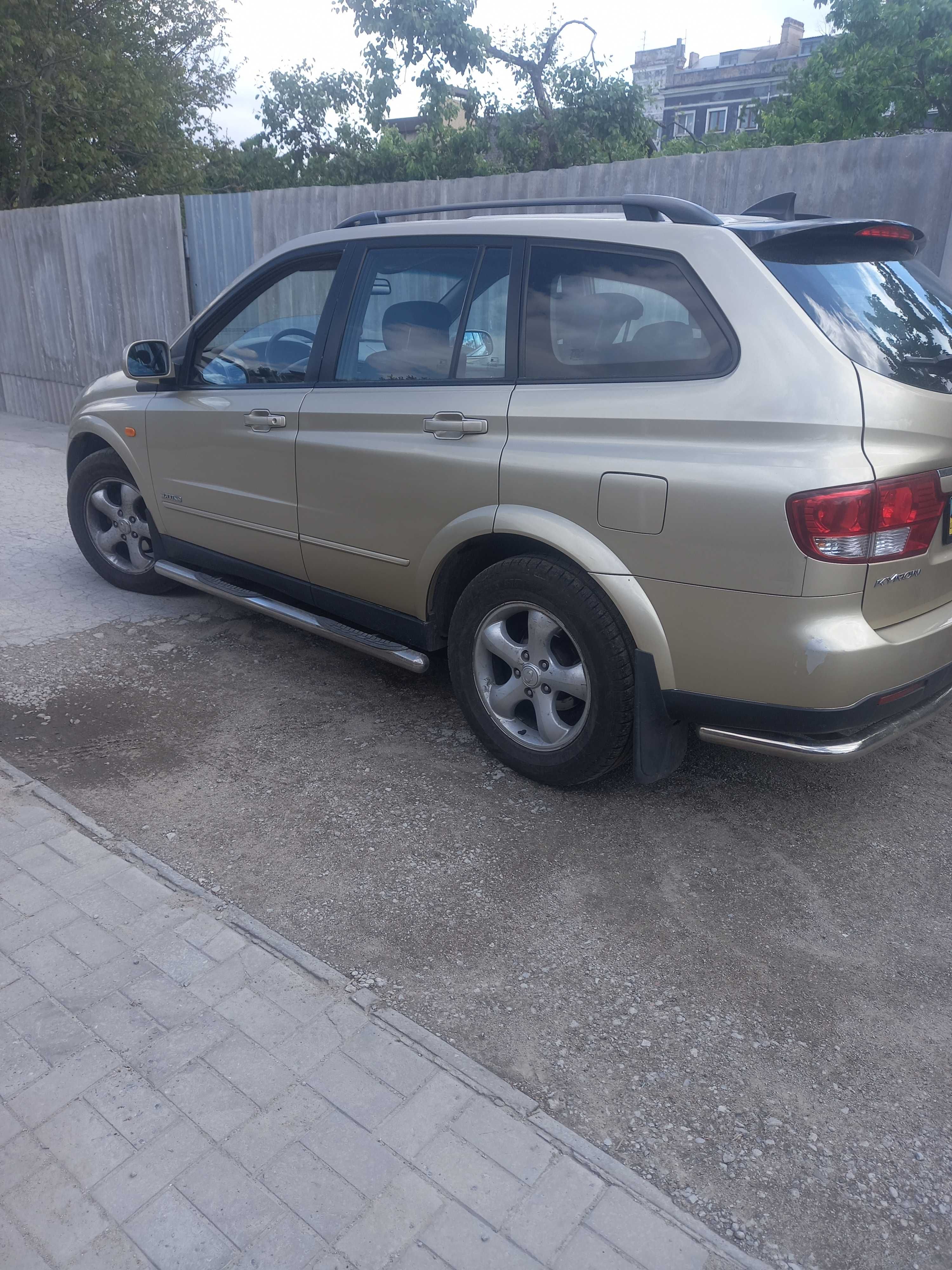 Продам легковой автомобиль Ssang Yong