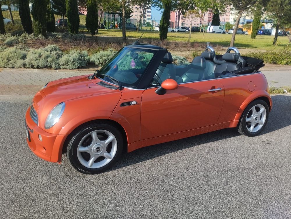 Mini Cabrio muito estimado