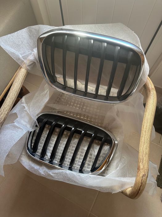 Grelhas Originais Frontais BMW X1