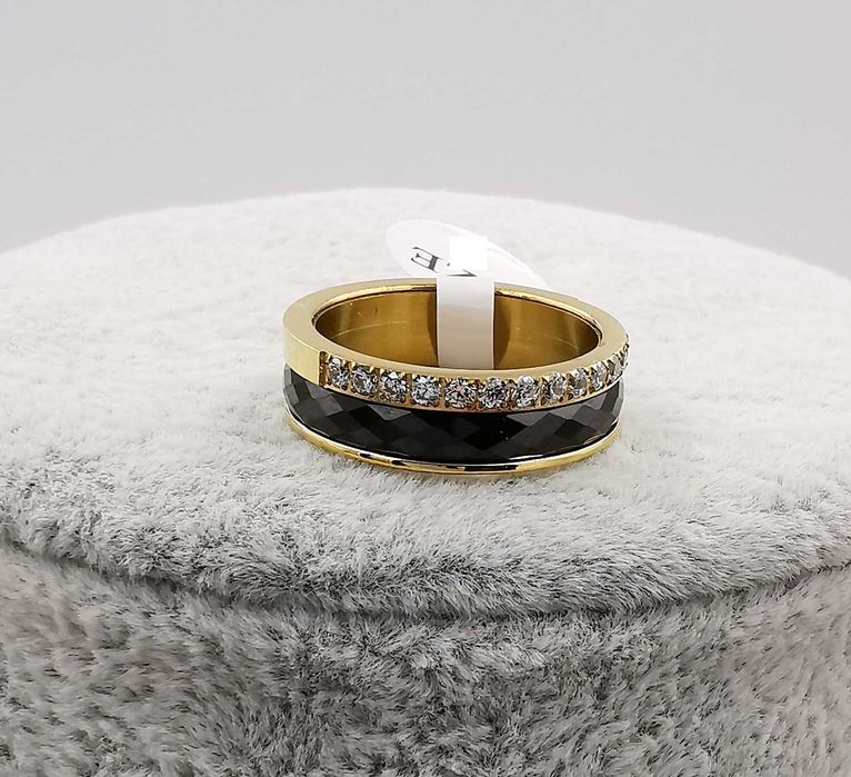 Pierścionek stal chirurgiczna średnica 16 mm ceramika cyrkonie