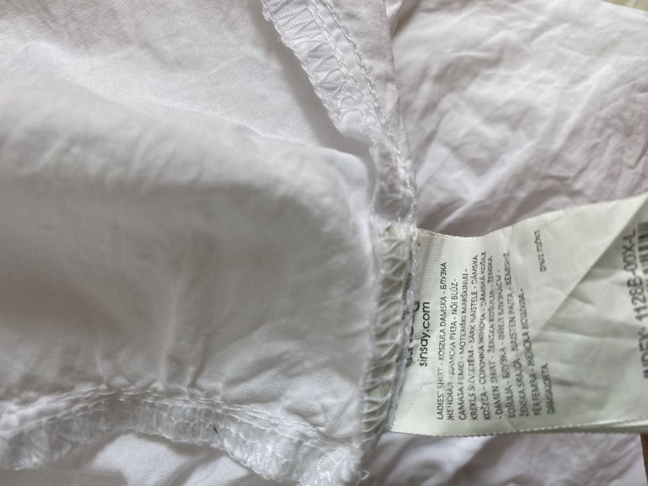 Koszula biała damska z długim rękawem sinsay L na guziki