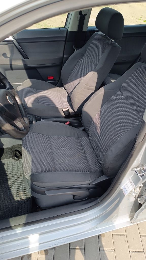 Volkswagen Polo 1.4 MPI, super stan, mały przebieg