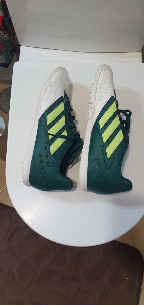 Fustsal Adidas Sala