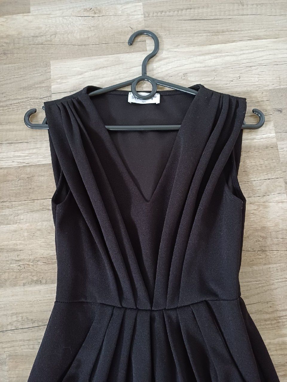 Czarna sukienka bez rękawów XS ReVd'elle