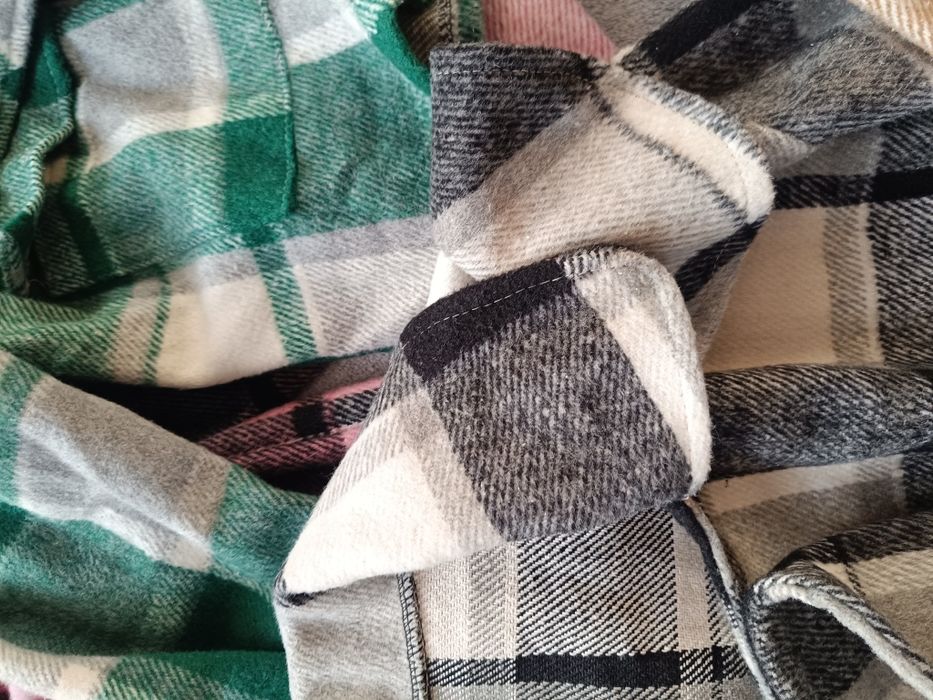 Krata kratka wiosenna kurtka narzutka kurteczka koszulowa guzik