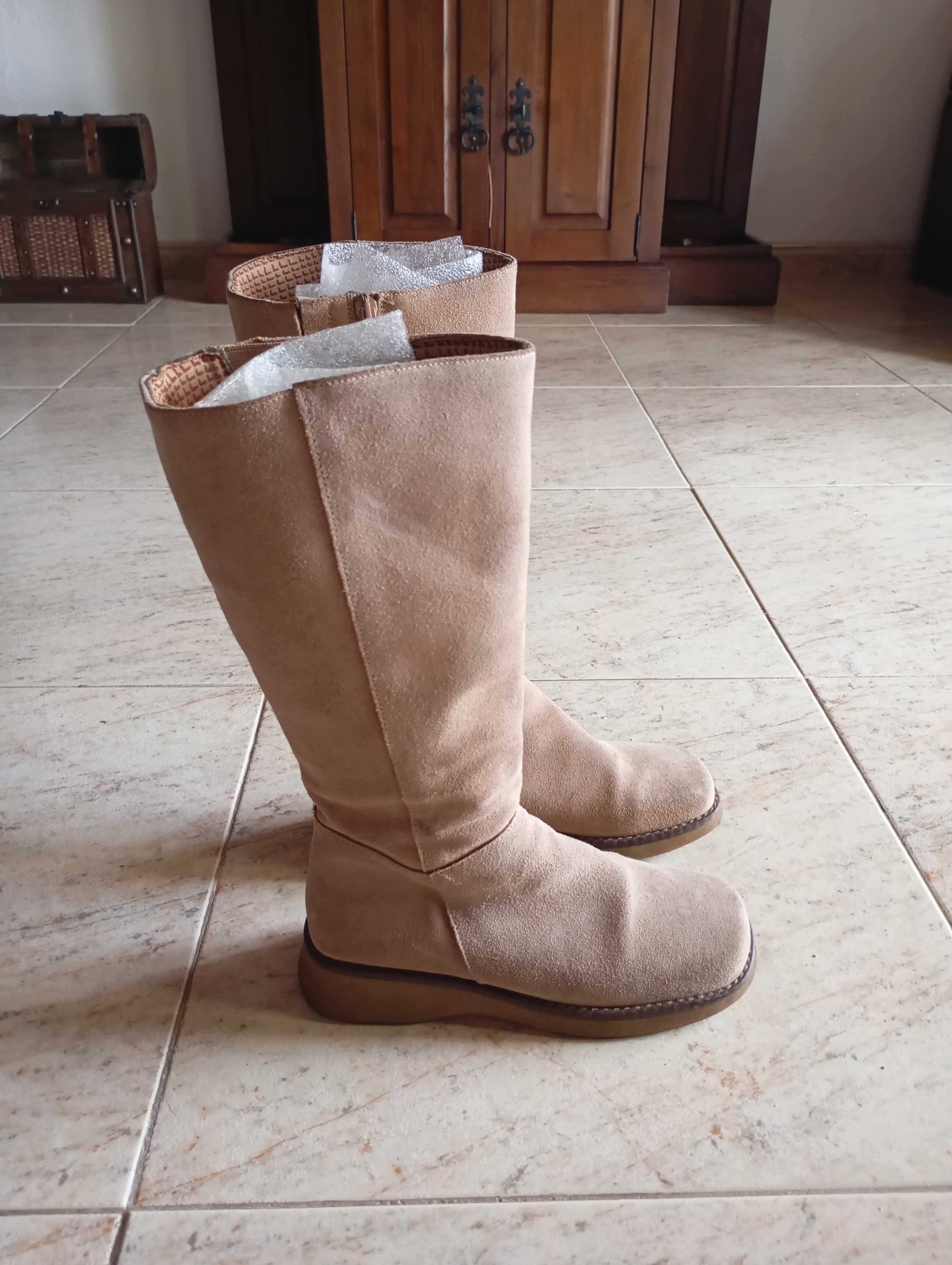 Botas de Senhora Cano Alto n37