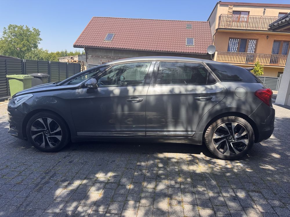 Citroen DS5 2012r.