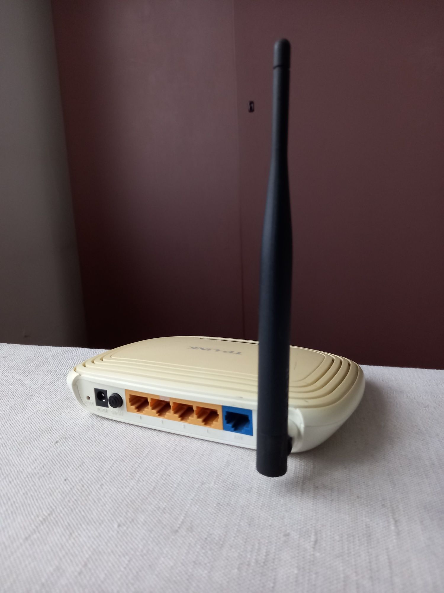 Router TP-Link TL-WR740N