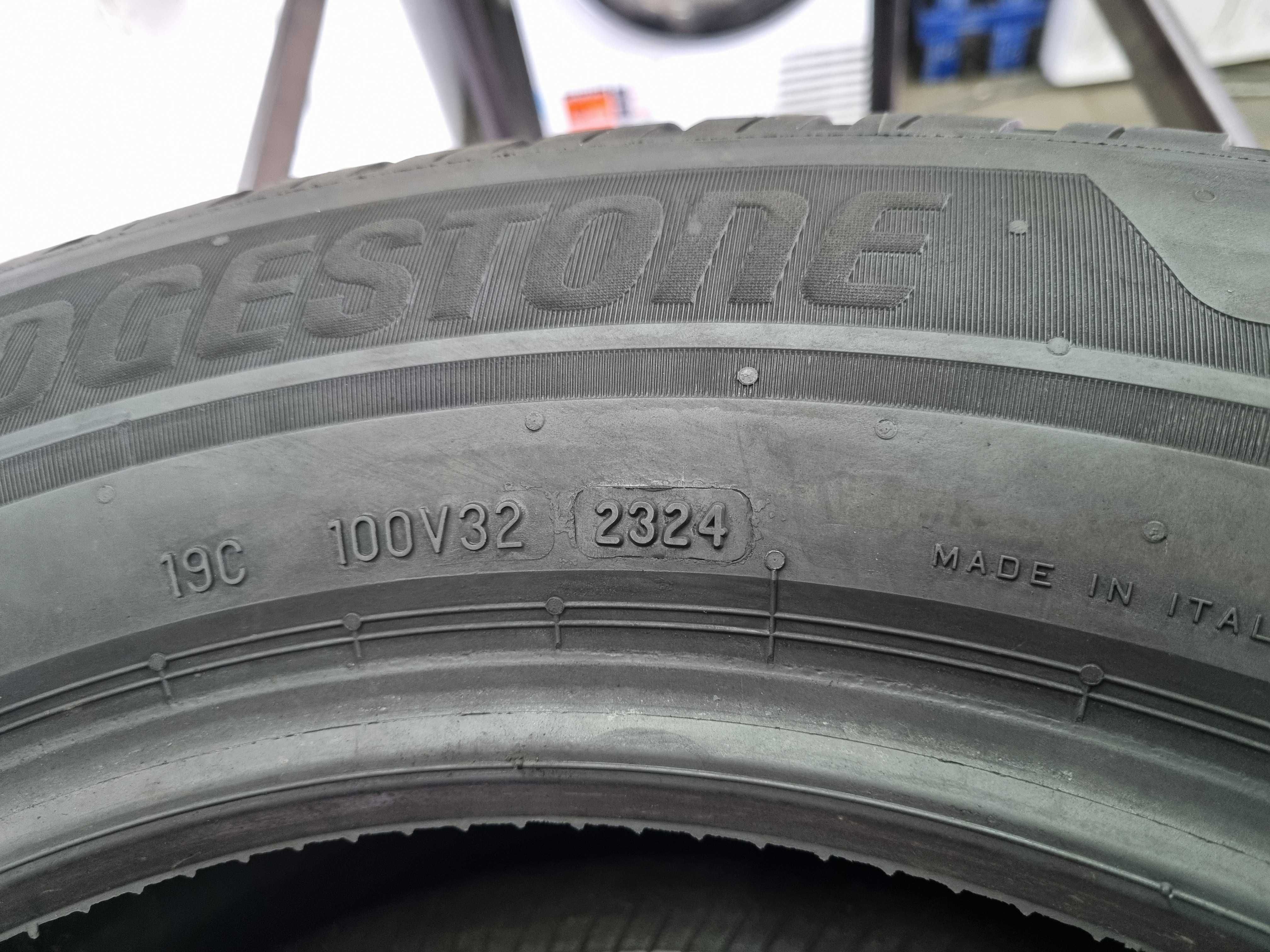 215/65/17 103V Bridgestone Blizzak 6 D.2324