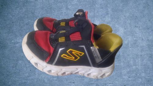 Кроссовки Skechers без шнуровки