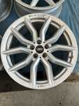 227 Felgi Aluminiowe AUDI R 19 5x112 otwór 66,6 9J ET 38 Bardzo Ładne