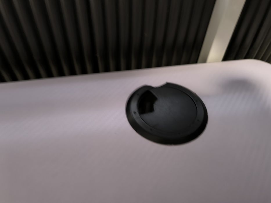 Sprzedam biurko gamingowe