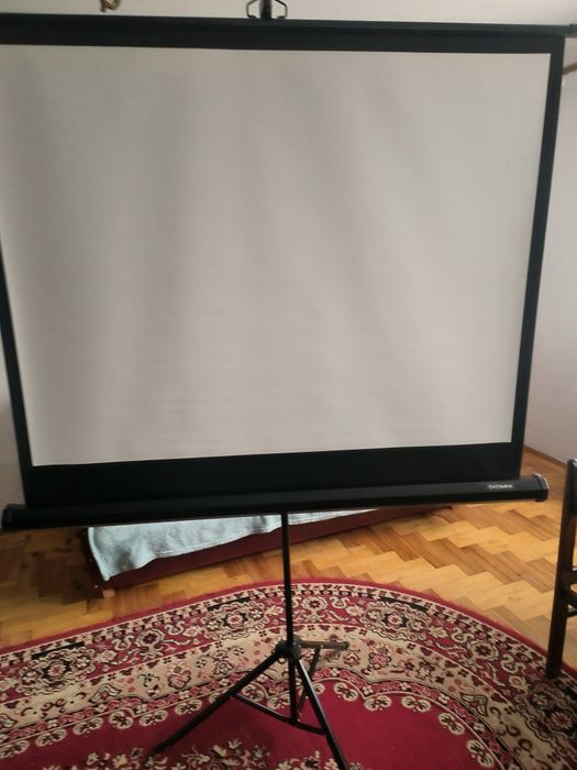 Rzutnik projektor  przyścienny optoma ew675ut