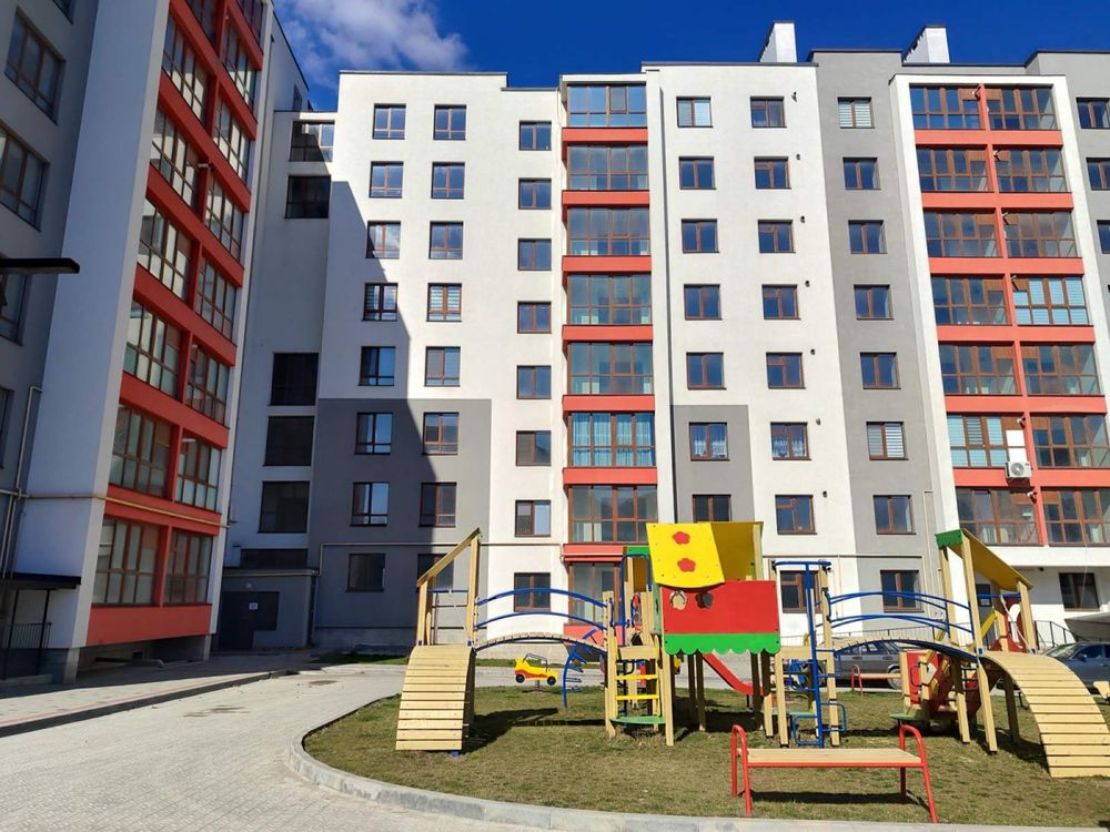 Продається 2-кімнатна квартира в новобудові. Чортків