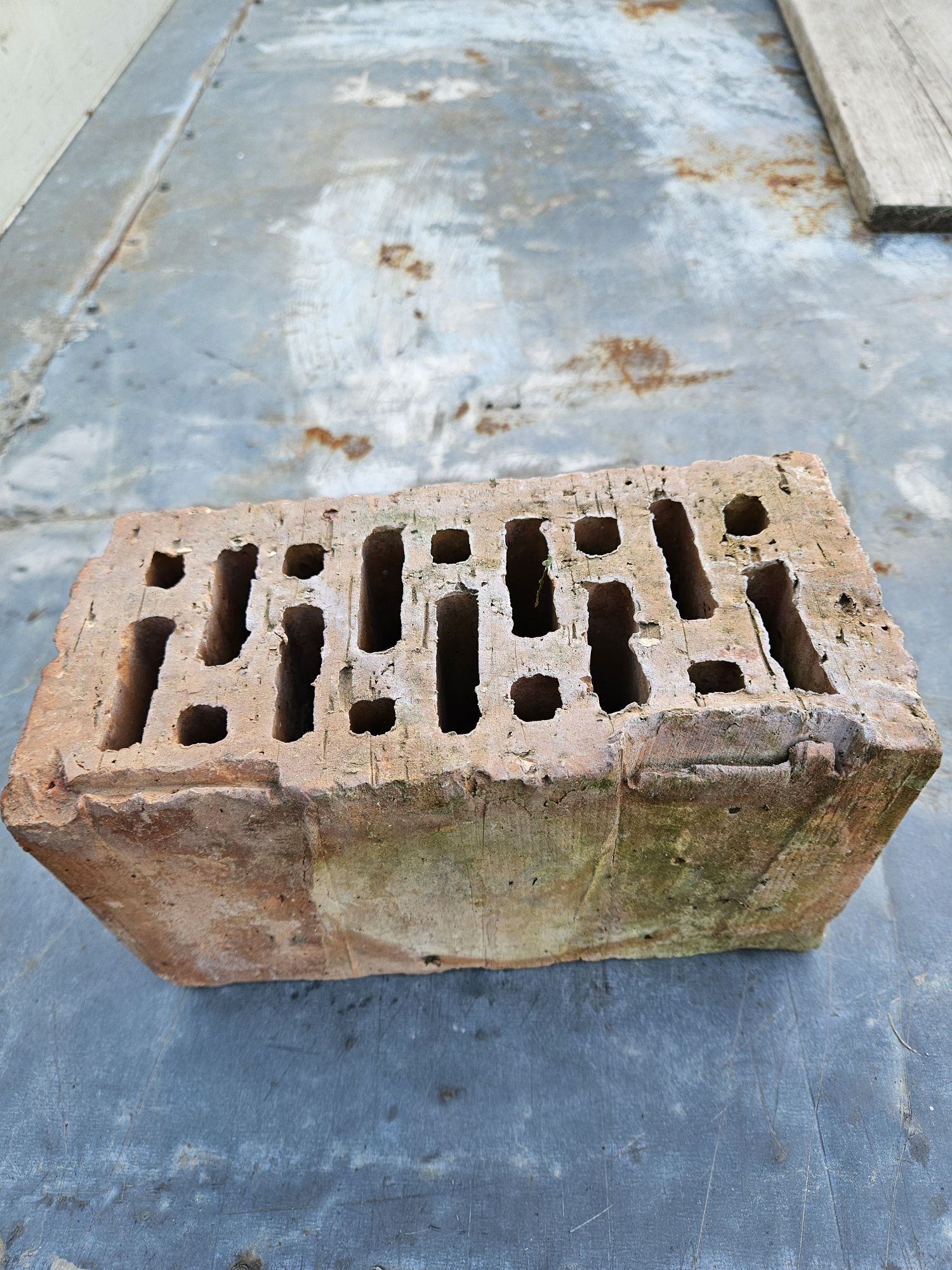 Cegła typu phorotherm 12x24x14