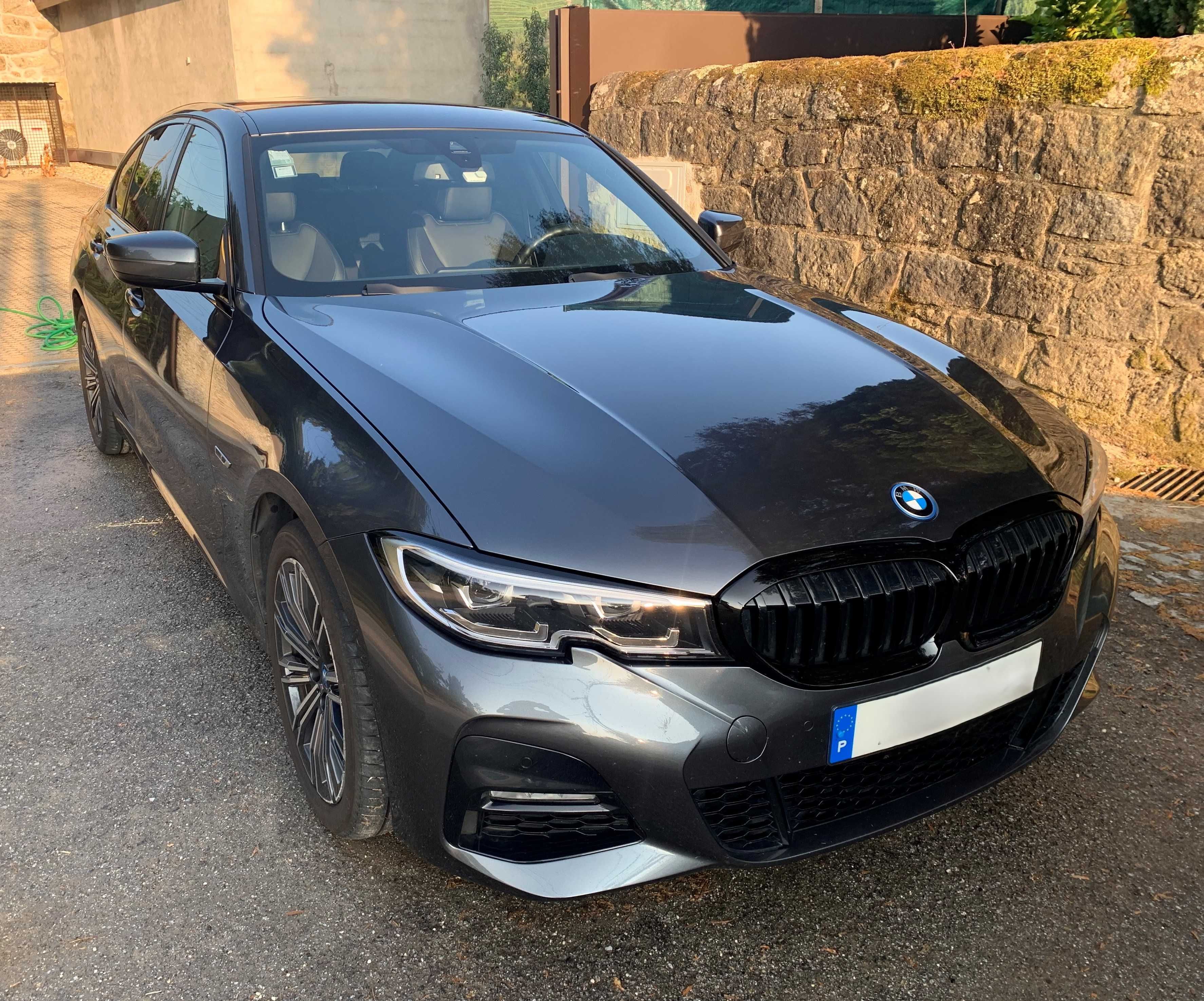 BMW 320e Plug-in Hybrid 2021 - Excelente Estado!