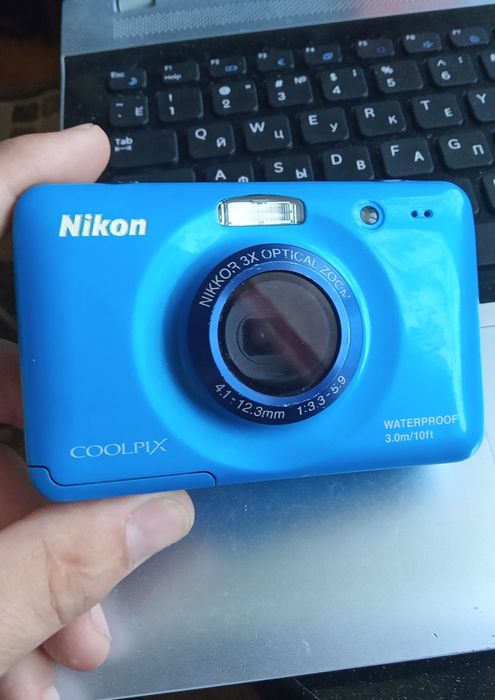 Nikon Coolpix S30