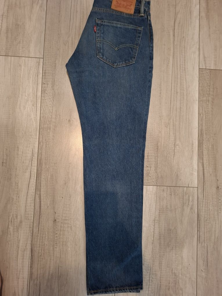 32/32 męskie spodnie Levi's (24)