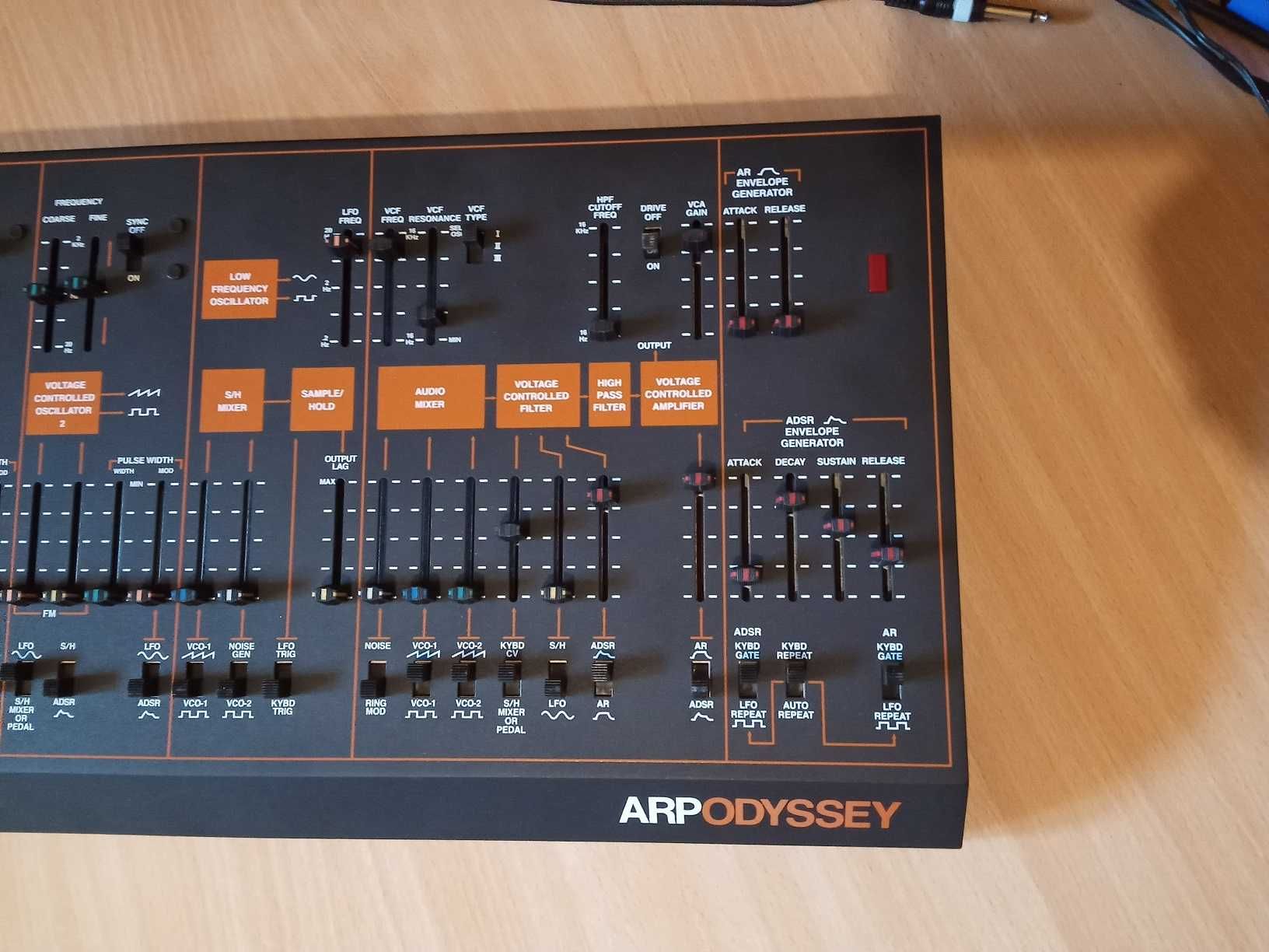 Korg Arp Odyssey moduł - syntezator legenda - stan jak nowy !