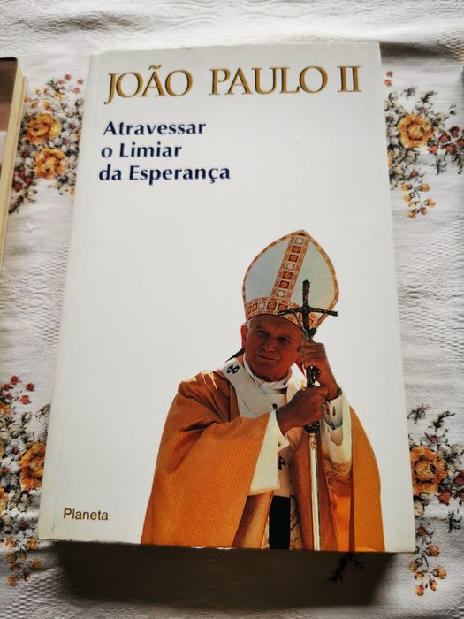 Livros espiritualidade e religião 2 euros cada um.