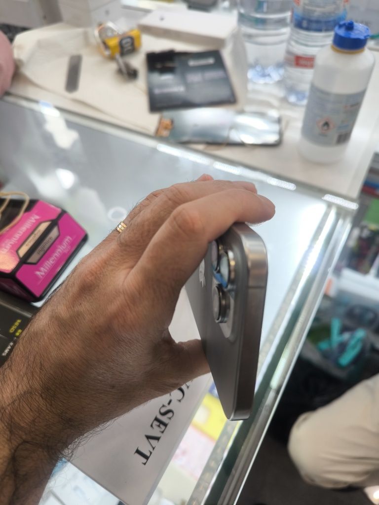 iPhone 16 Pro Max 1 TB