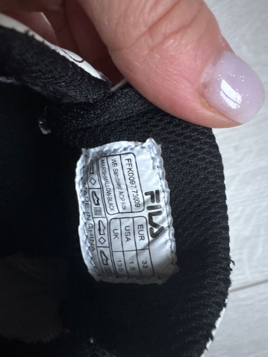 Кросівки Fila для дівчинки