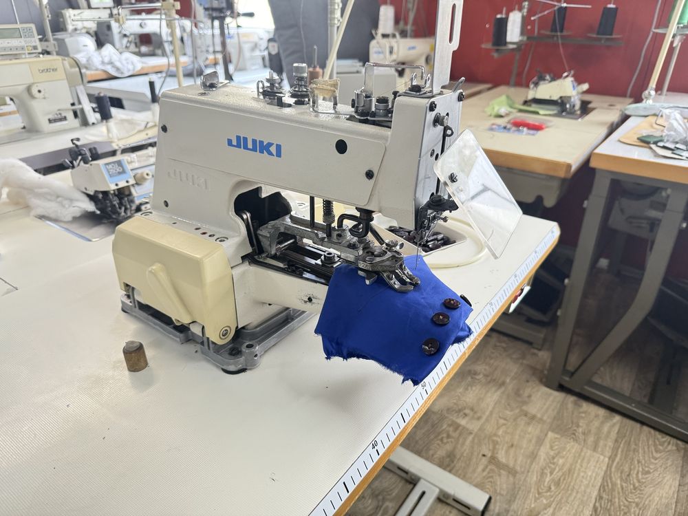 Guzikarka Juki MB-377 BDB obcinanie nici 380V