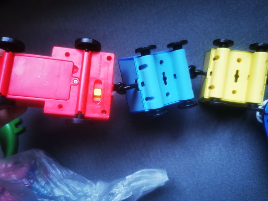 Zestaw domek na drzewie i ciuchcia