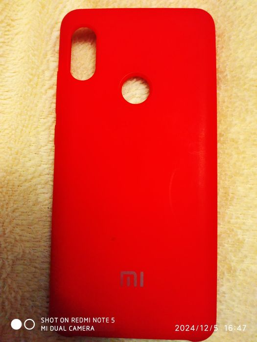 Продам чехол на телефон Редми Ноут 5