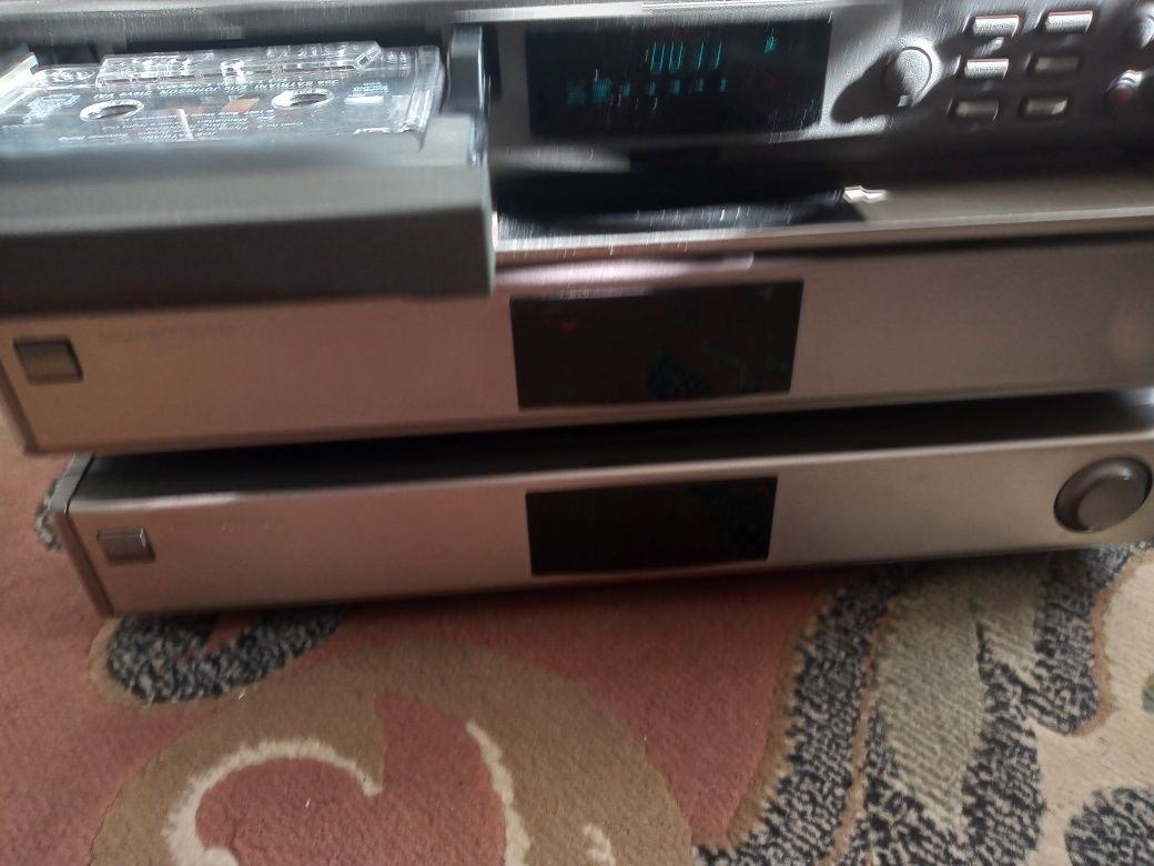 Wieża, zestaw stereo Marantz Slim Series 1020 - amplituner, deck, cd.