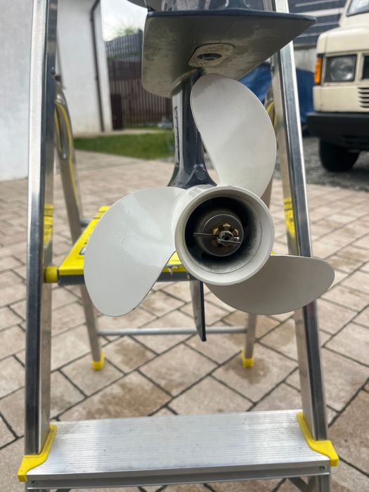 Silnik zaburtowy yamaha 8km