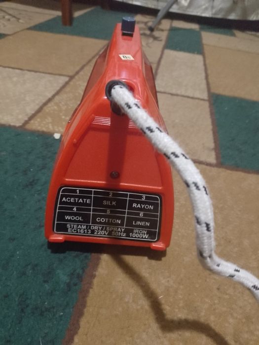 Утюг 1 кв 60 гц.