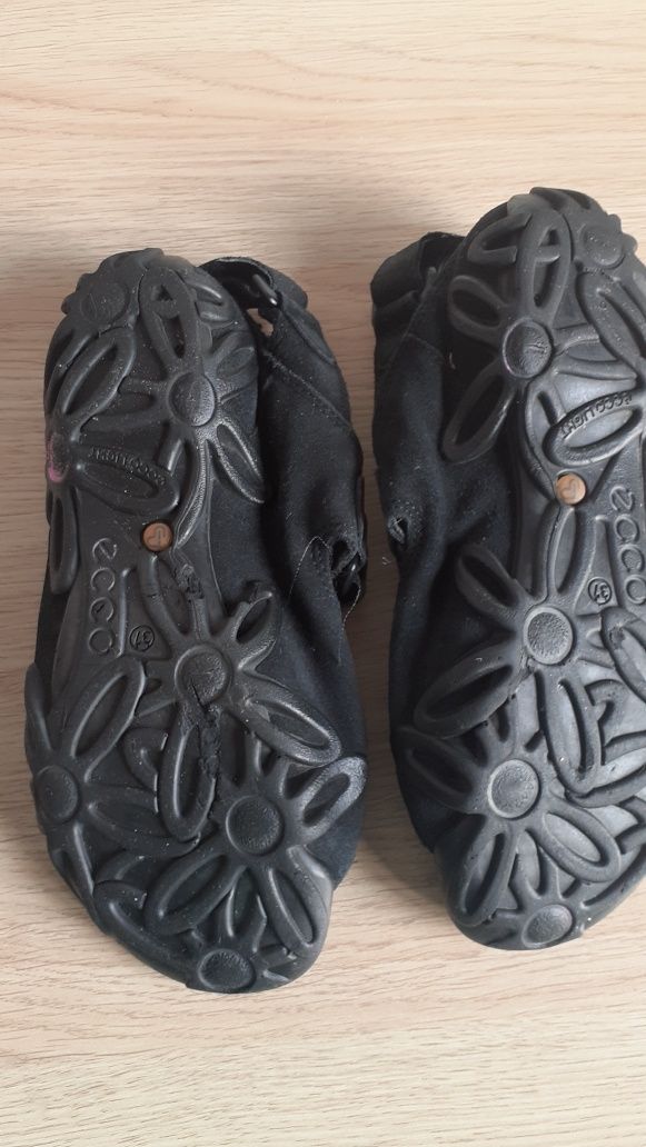 Buty  dla dziewczynki  ecco