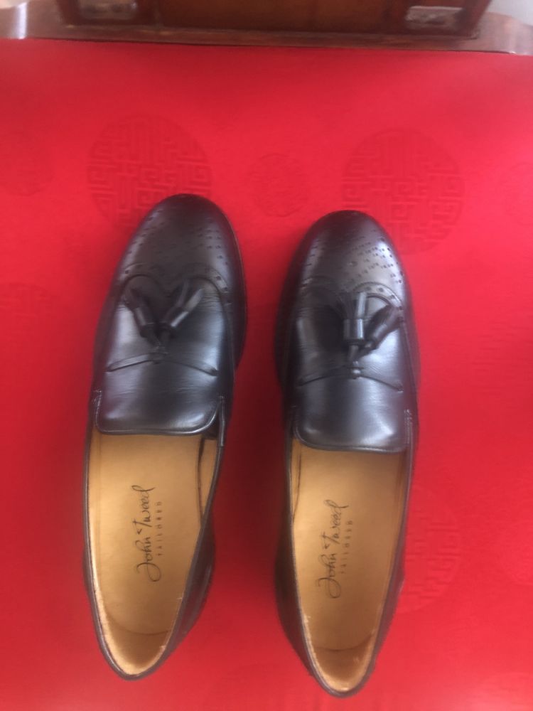 Sapatos em estado novo John Tweed Tailored, tam. 41,5