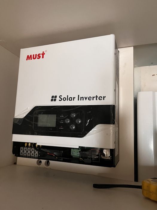 Професійне підключення інверторів Deye, зарядних станцій, генераторів