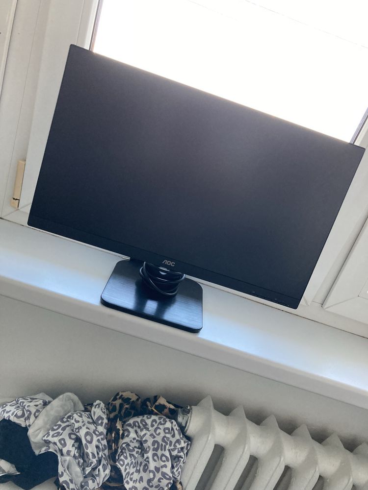 Monitor AOC w dobrym stanie