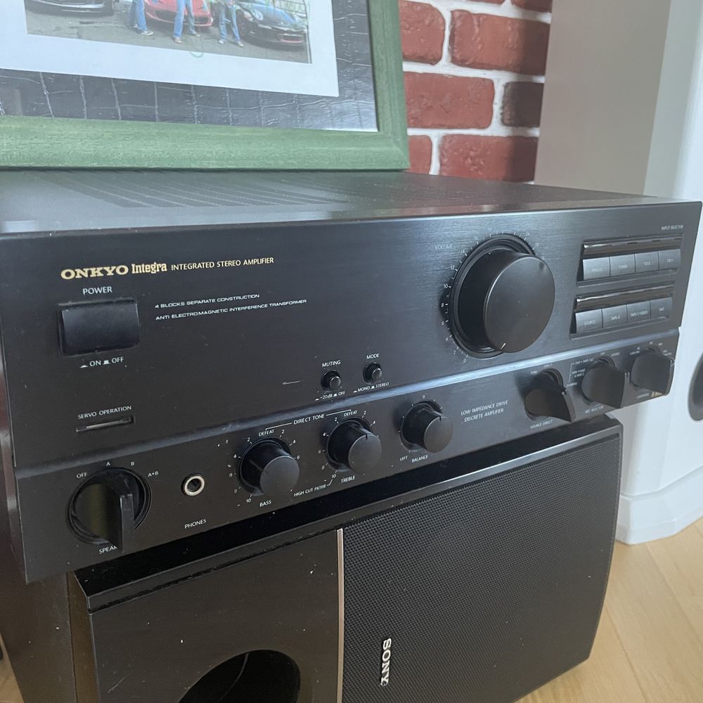 Акустика + підсилювач Helix Hi-Fi + Onkyo integra A 8650