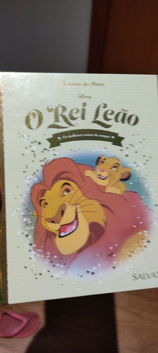 Livros de filmes e juvenis. Unicórnio e receitas