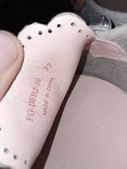 лофери шкіряні. Розмір  37