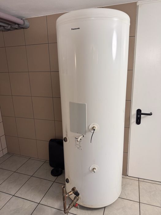 Zbiornik CWU Panasonic zasobnik ciepłej wody Panasonic 287 litrów