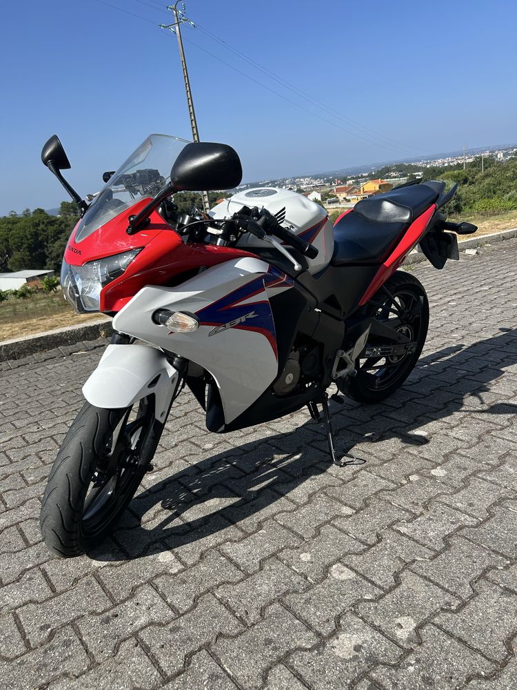 Cbr 125r 2013 Leiria