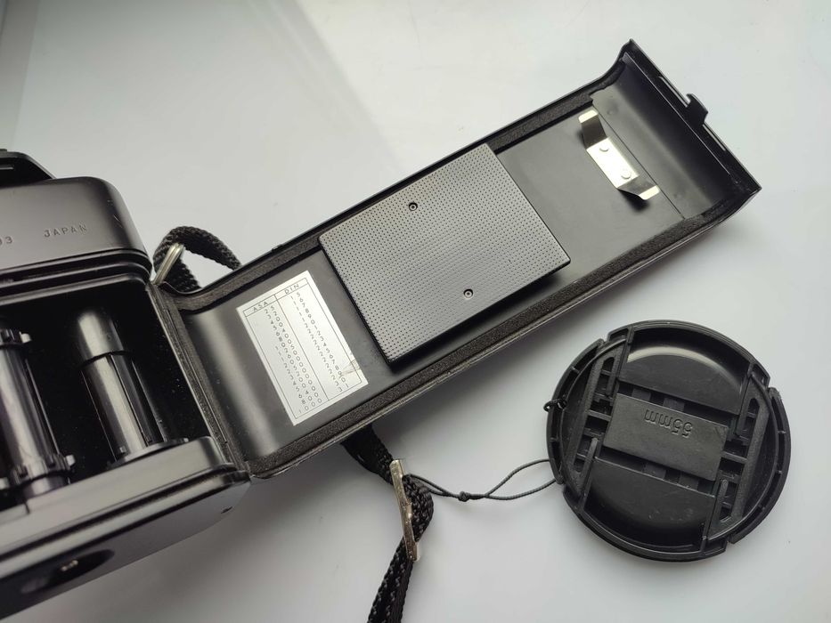 Yashica Electro 35 GT - Yashinon DX 45мм 1.7- Japan