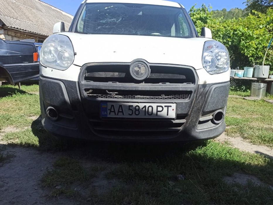 Продам Fiat Doblo 2012 год