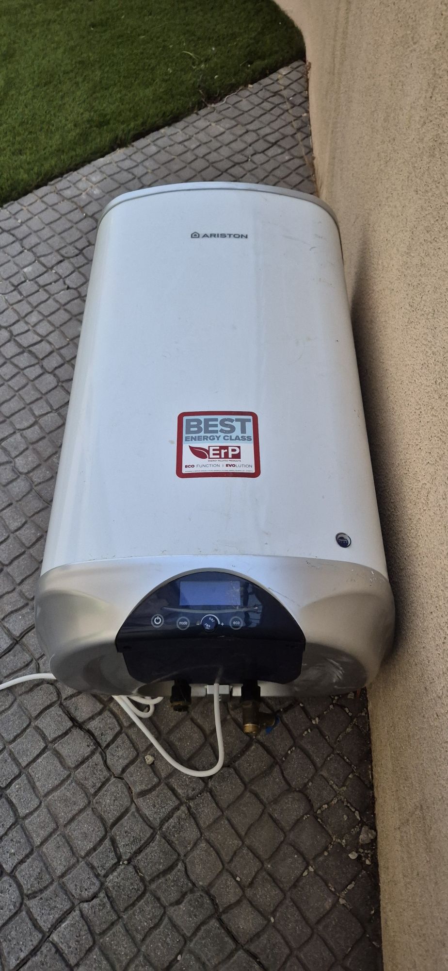 Termoacumulador ariston avariado